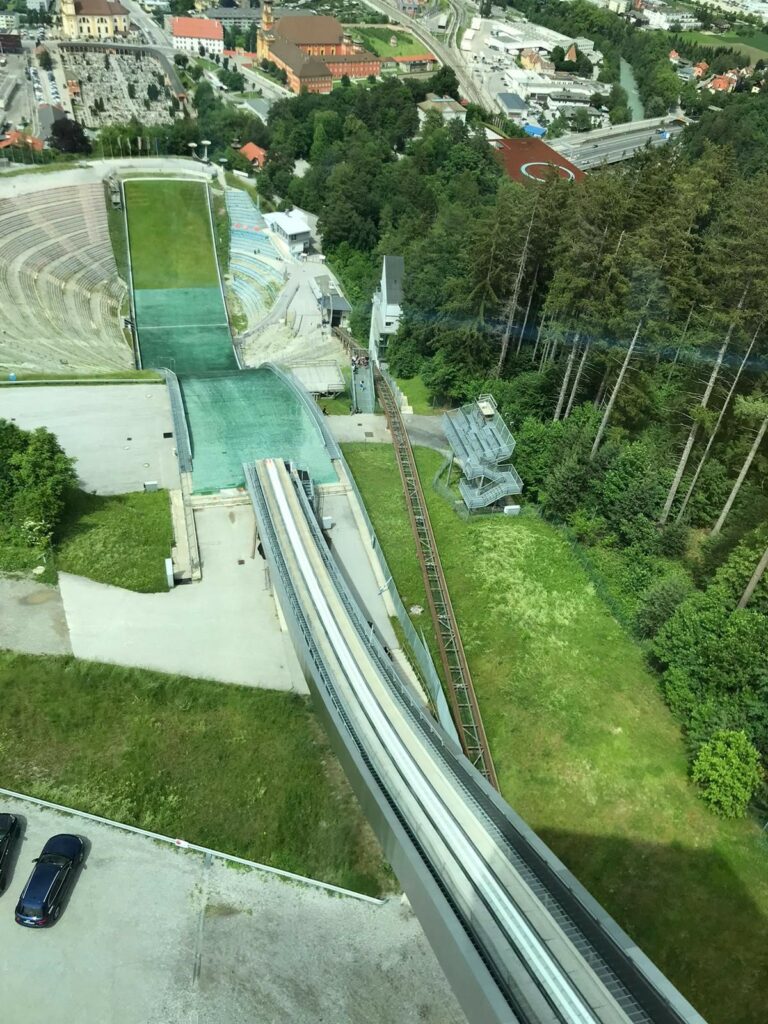 Juni 2022 – Ausflug nach Innsbruck in die Glockengießerei und Berg Isel - Image 2